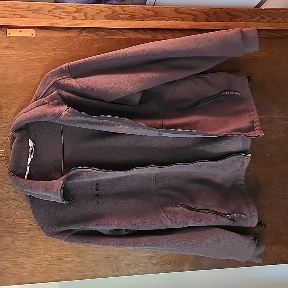 Columbia Core Interchange men's large fleece jacket, EUC, no damage, smoke free